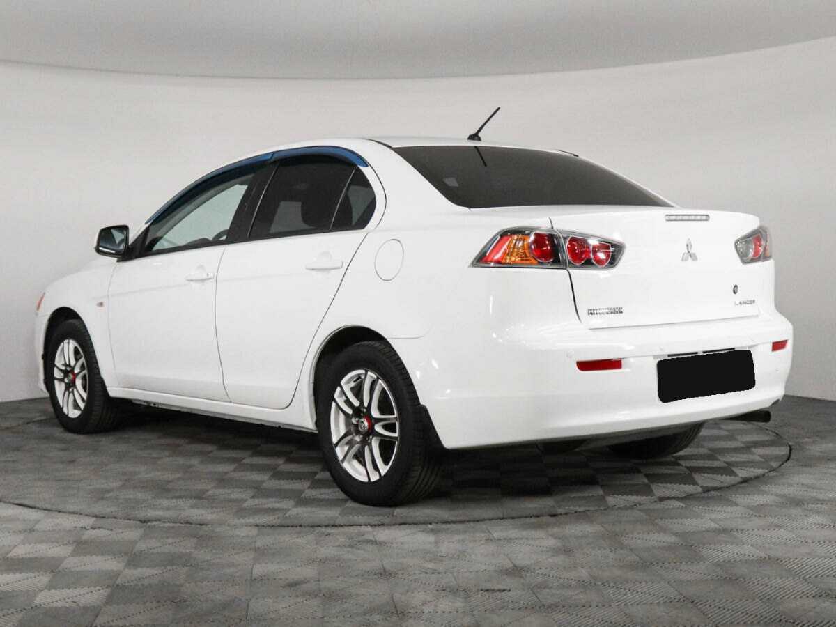 Mitsubishi Lancer с пробегом — 2011 год. Фото: #6