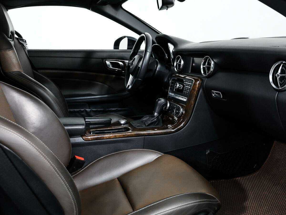 Mercedes-Benz SLK-Класс с пробегом — 2014 год. Фото: #10