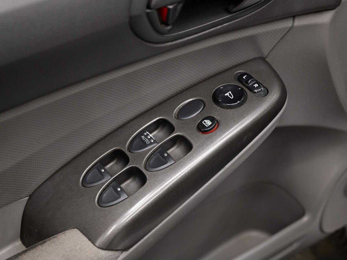 Honda Civic с пробегом — 2007 год. Фото: #14