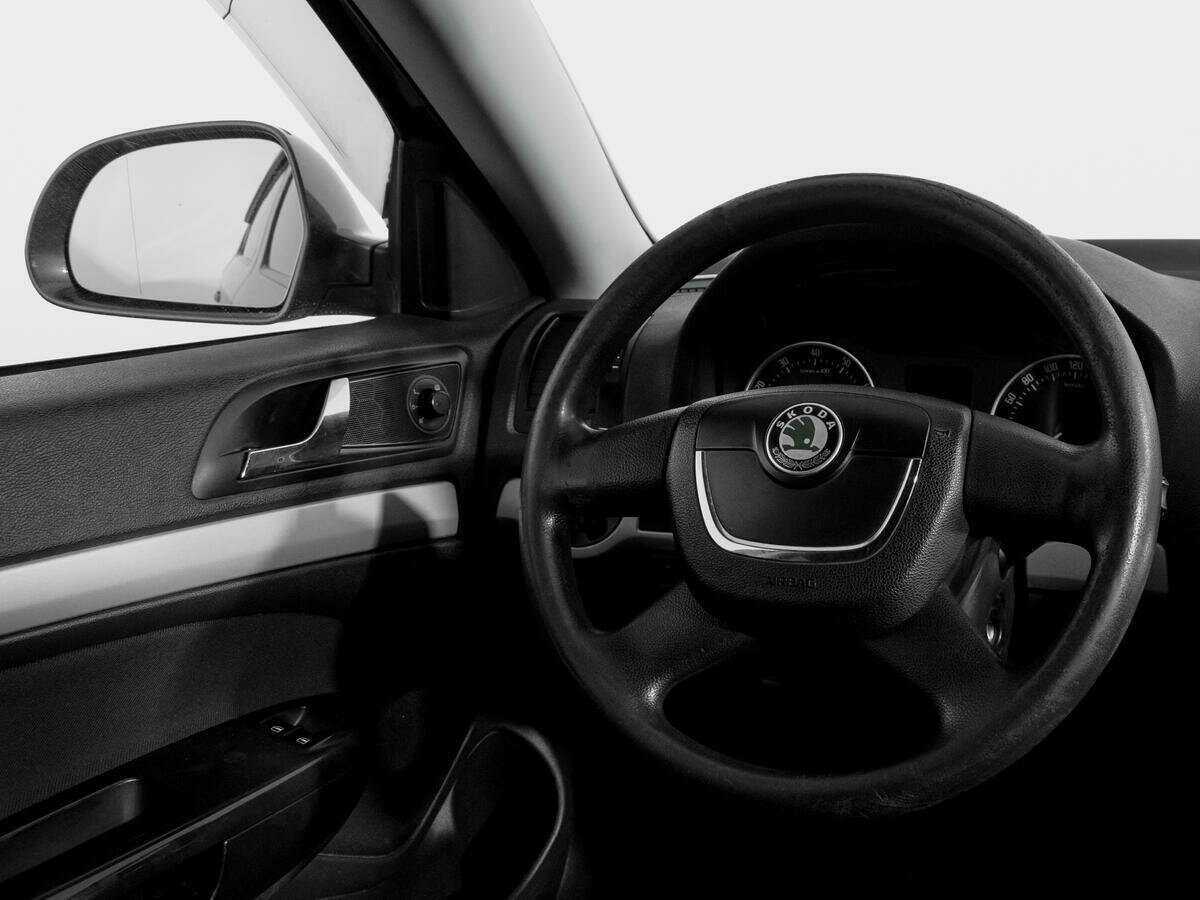 Skoda Octavia с пробегом — 2009 год. Фото: #13