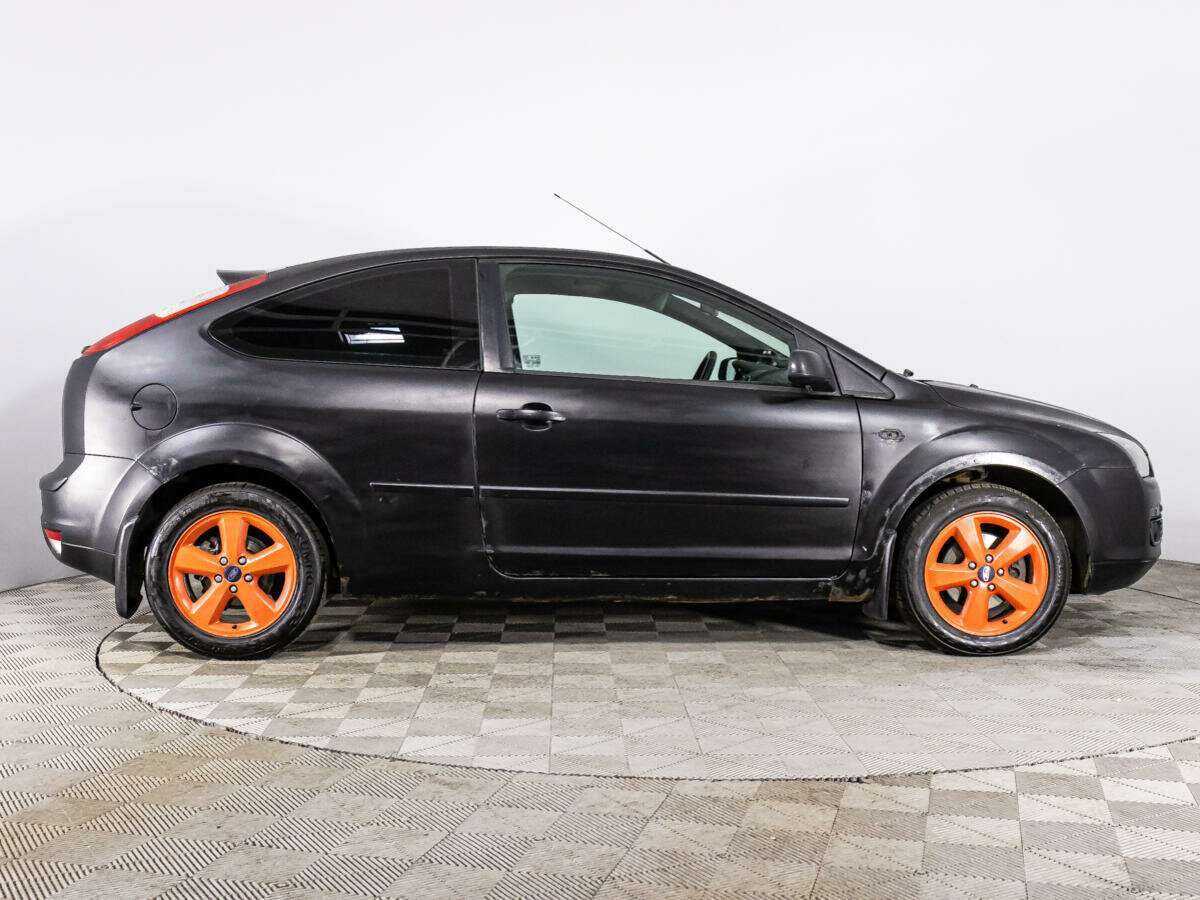 Ford Focus с пробегом — 2006 год. Фото: #3