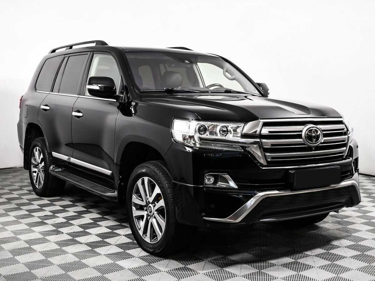 Toyota Land Cruiser с пробегом — 2017 год. Фото: #2