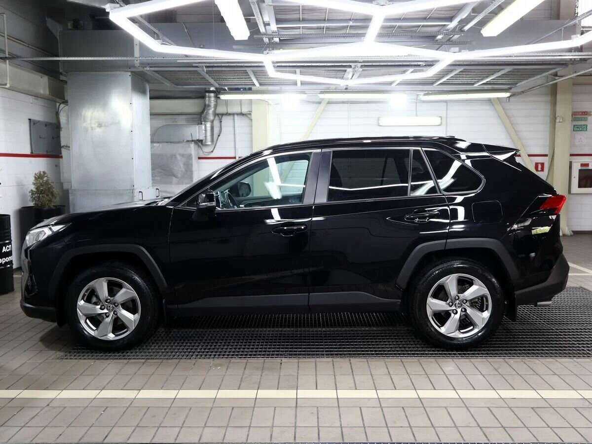 Toyota RAV4 с пробегом — 2019 год. Фото: #5