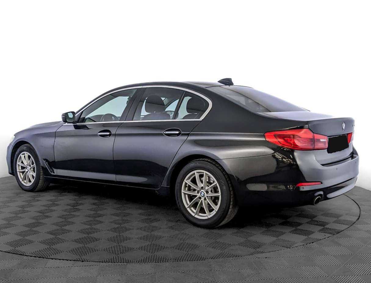 BMW 5 серии с пробегом — 2018 год. Фото: #6