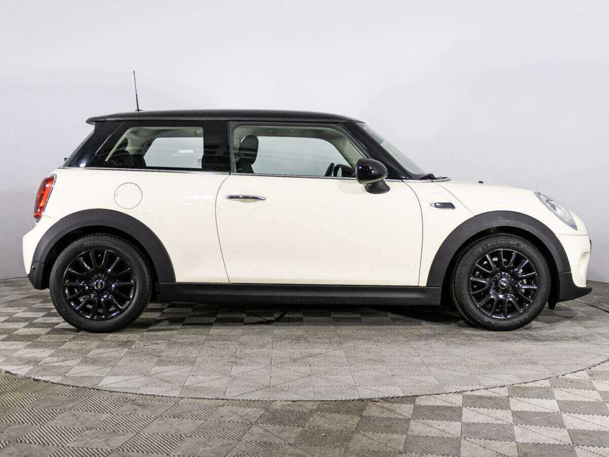 Mini Hatch с пробегом — 2016 год. Фото: #3