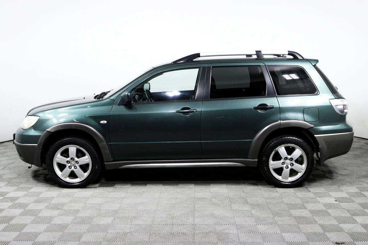 Mitsubishi Outlander с пробегом — 2005 год. Фото: #5