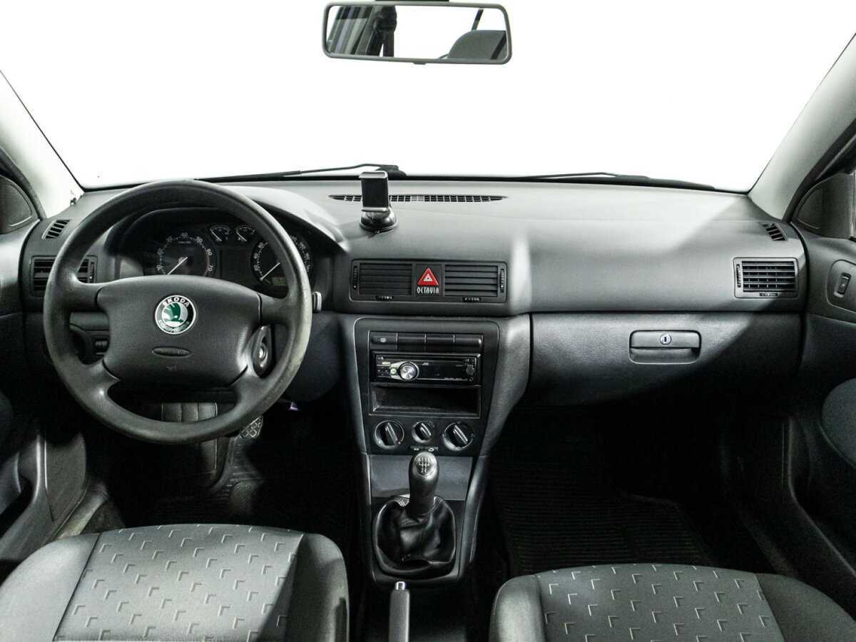 Skoda Octavia с пробегом — 2009 год. Фото: #12
