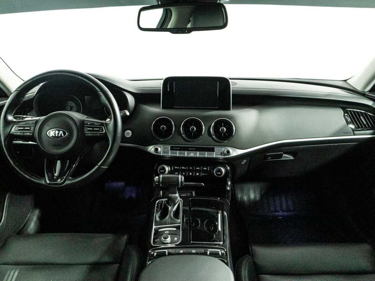 Kia Stinger с пробегом — 2019 год. Фото: #13