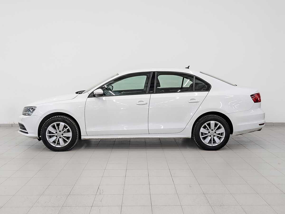Volkswagen Jetta с пробегом — 2016 год. Фото: #7