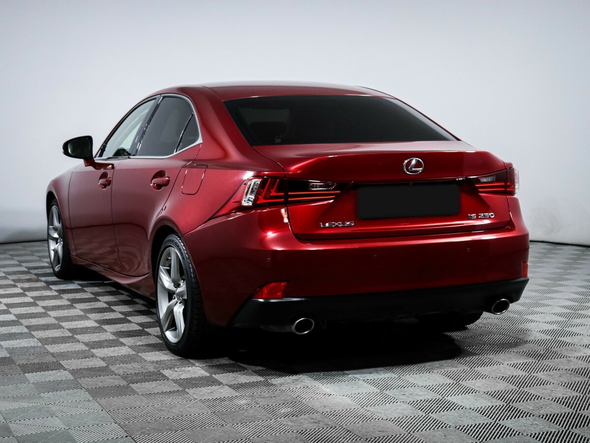 Lexus IS с пробегом — 2013 год. Фото: #5