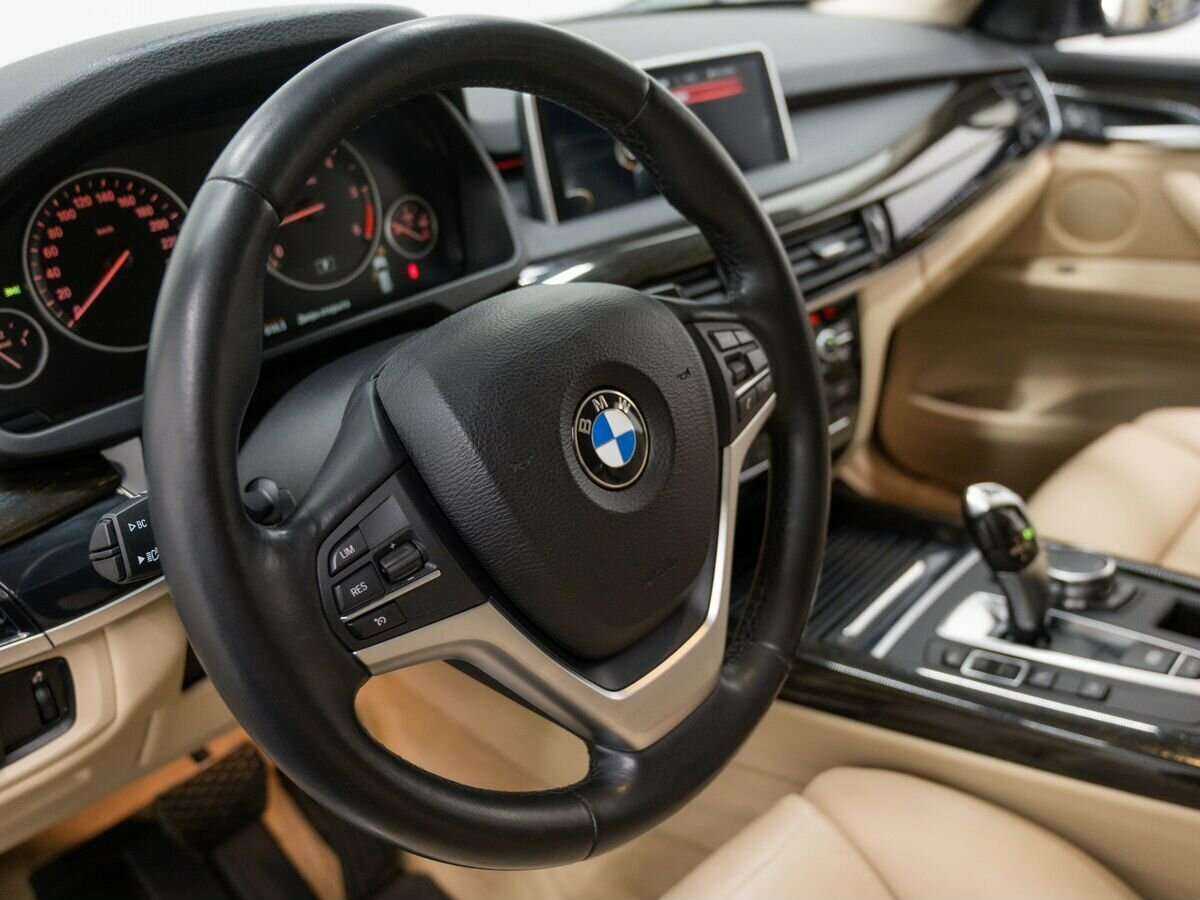 BMW X5 с пробегом — 2015 год. Фото: #18