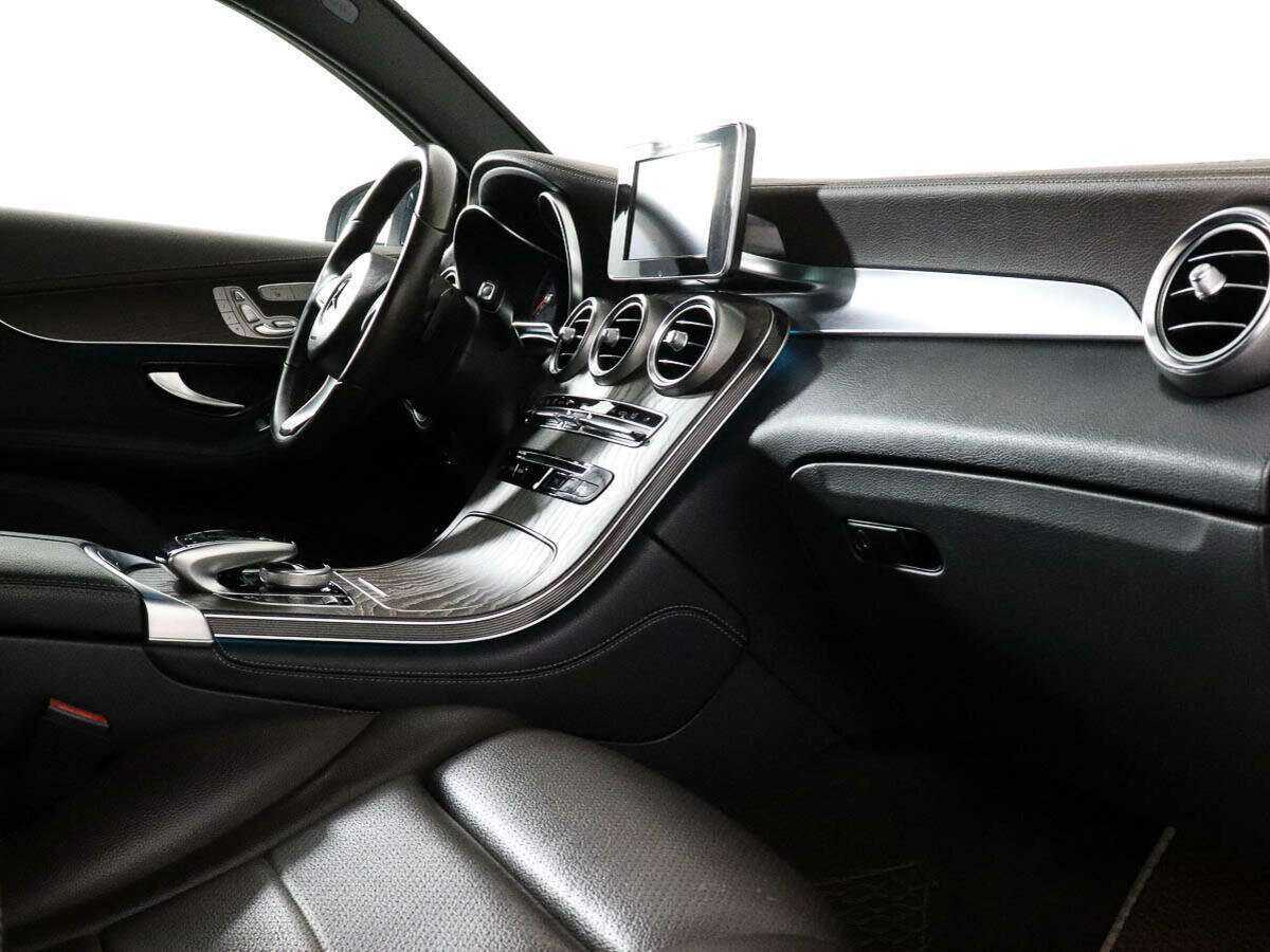 Mercedes-Benz GLC Coupe с пробегом — 2019 год. Фото: #6