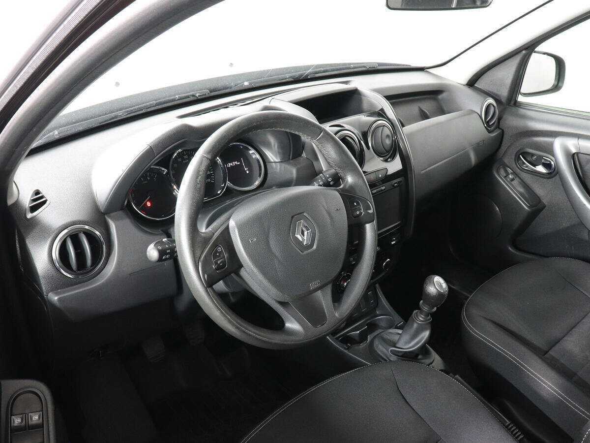 Renault Duster с пробегом — 2018 год. Фото: #8