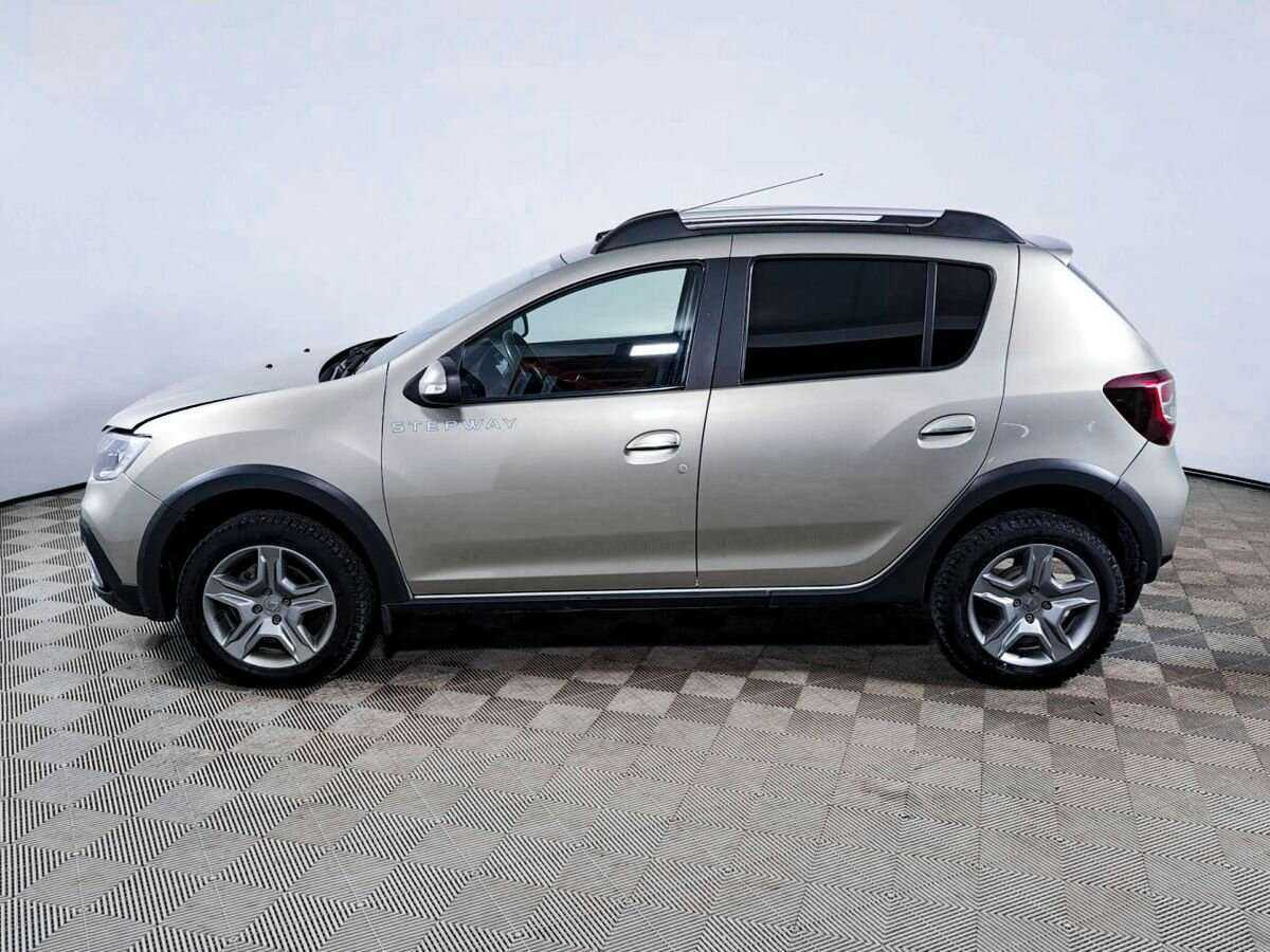 Renault Sandero с пробегом — 2019 год. Фото: #7