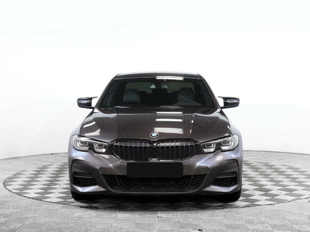 BMW 3 серии с пробегом — 2020 год. Фото: #0