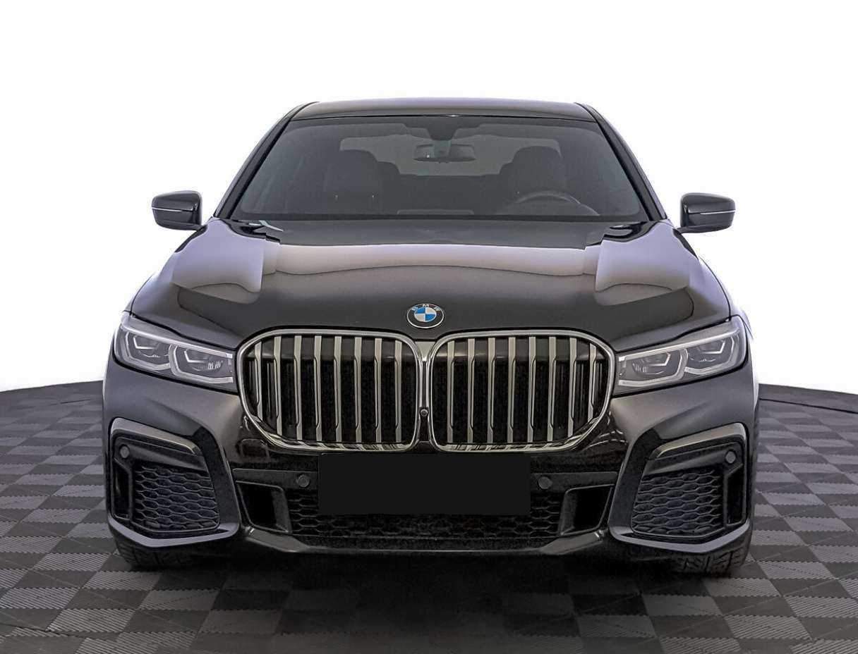 BMW 7 серии с пробегом — 2020 год. Фото: #1