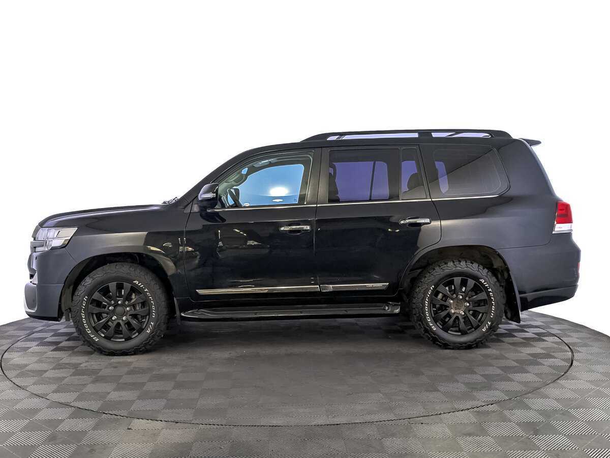 Toyota Land Cruiser с пробегом — 2017 год. Фото: #7