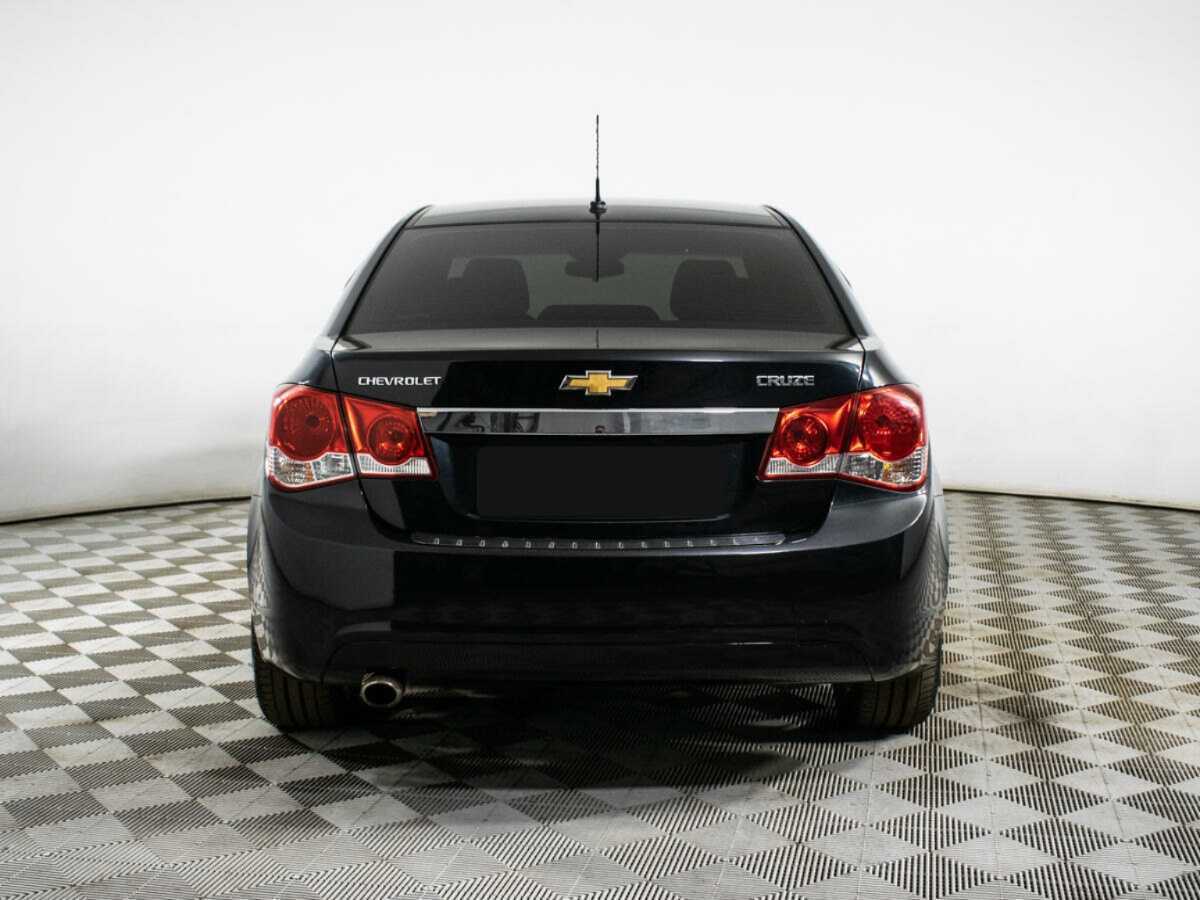Chevrolet Cruze с пробегом — 2011 год. Фото: #5
