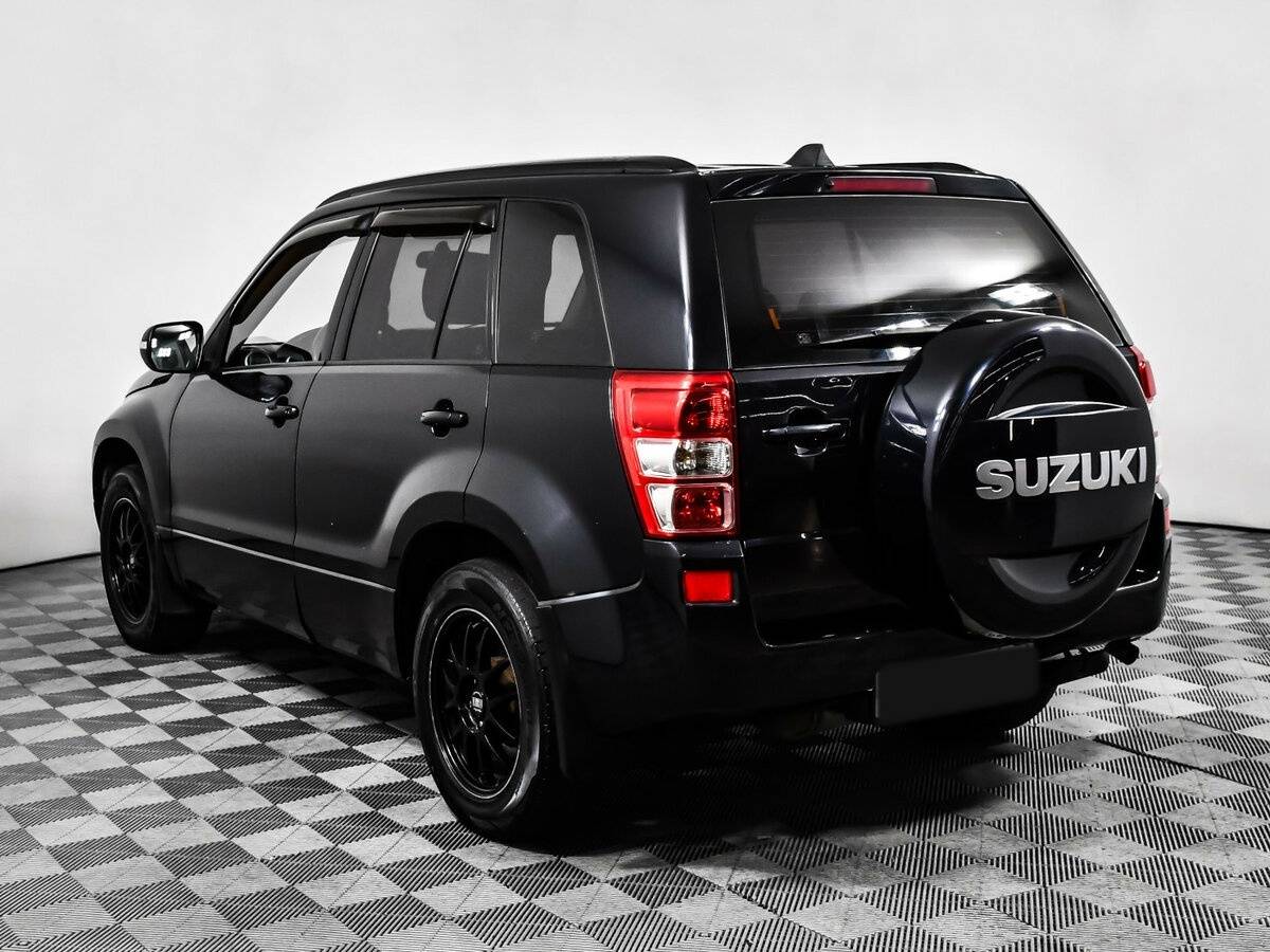 Suzuki Grand Vitara с пробегом — 2010 год. Фото: #6