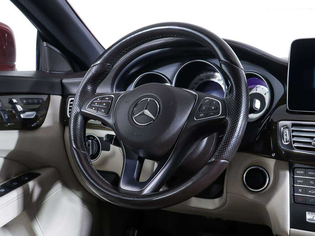 Mercedes-Benz CLS с пробегом — 2016 год. Фото: #14