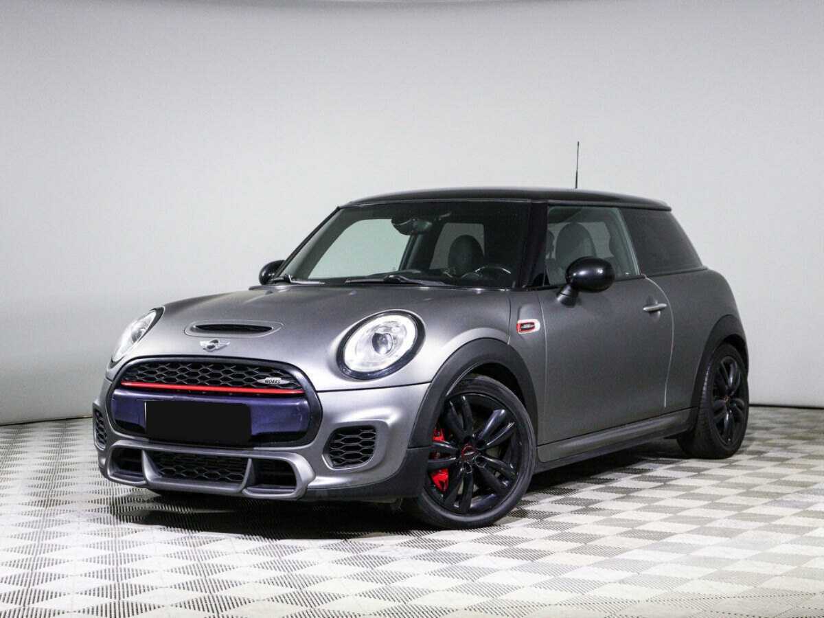 Mini Hatch с пробегом — 2016 год. Посмотреть фото