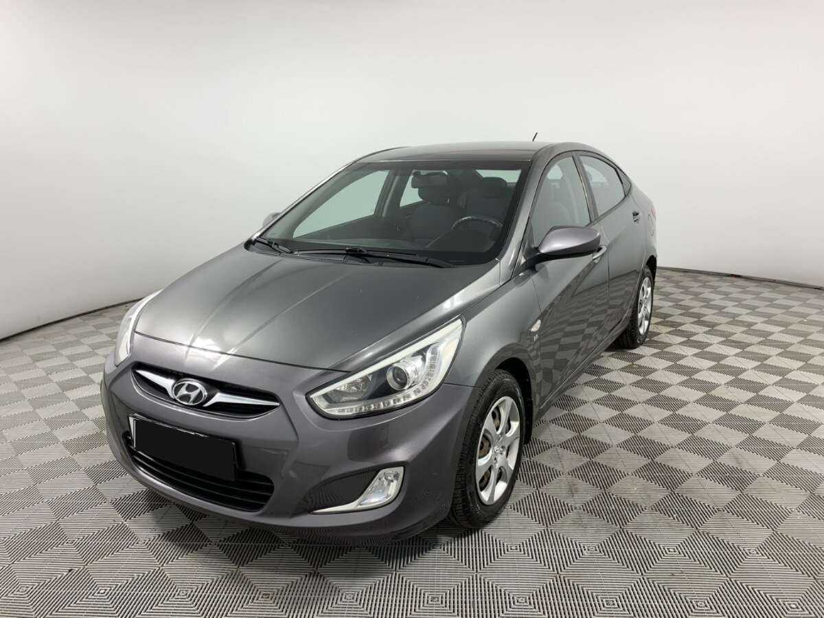 Hyundai Solaris с пробегом — 2013 год. Посмотреть фото