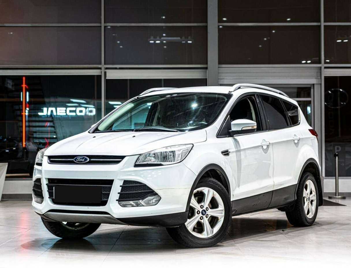 Ford Kuga с пробегом — 2014 год. Фото: #0