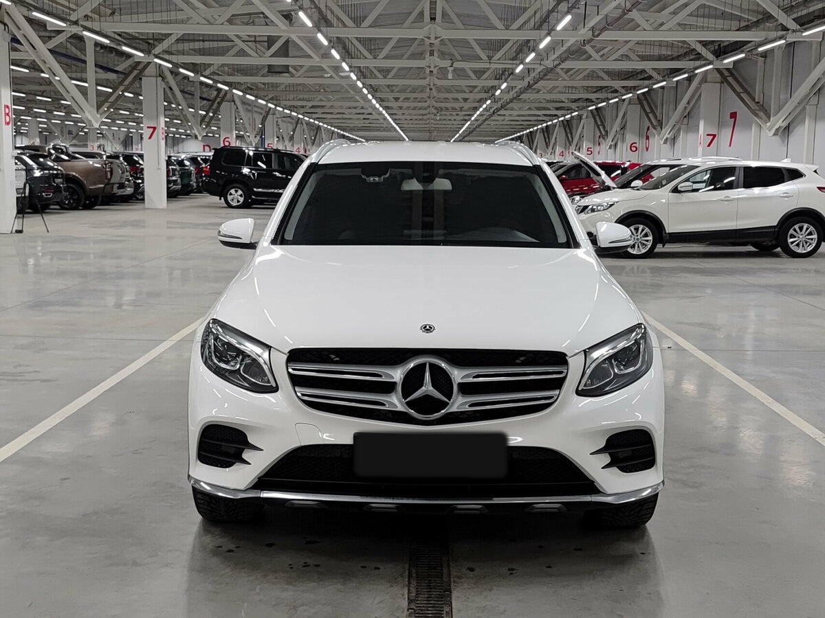 Mercedes-Benz GLC с пробегом — 2017 год. Фото: #1
