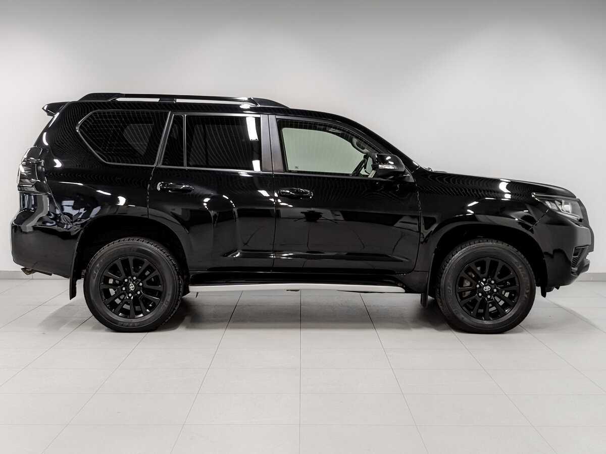 Toyota Land Cruiser Prado с пробегом — 2021 год. Фото: #3