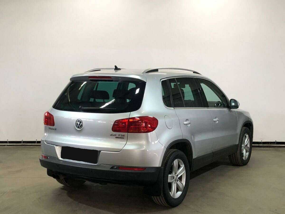 Volkswagen Tiguan с пробегом — 2011 год. Фото: #4