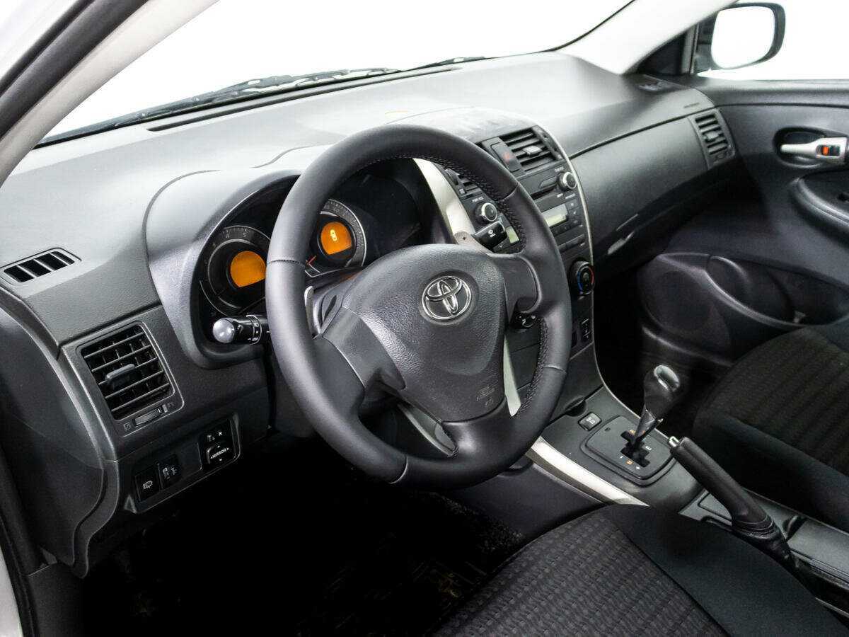 Toyota Corolla с пробегом — 2007 год. Фото: #10