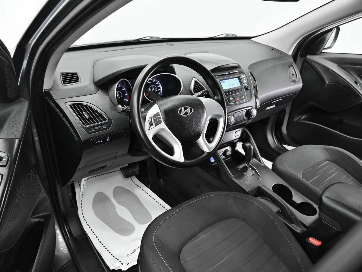 Hyundai ix35 с пробегом — 2014 год. Фото: #10
