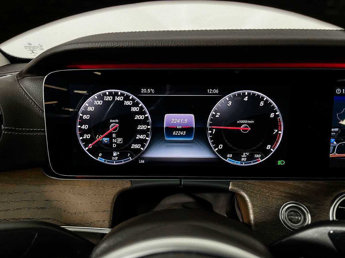 Mercedes-Benz E-Класс с пробегом — 2018 год. Фото: #10