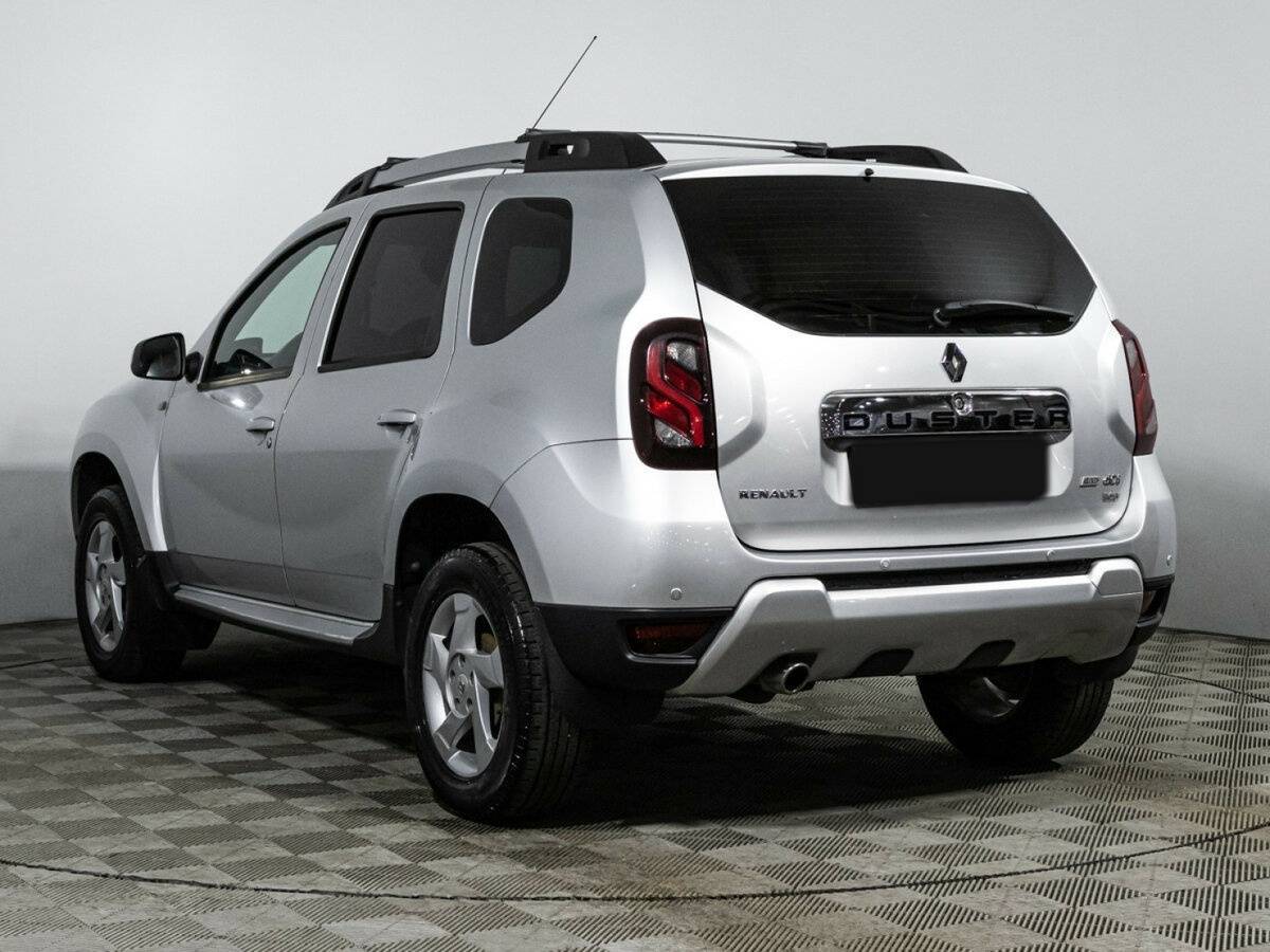 Renault Duster с пробегом — 2017 год. Фото: #6
