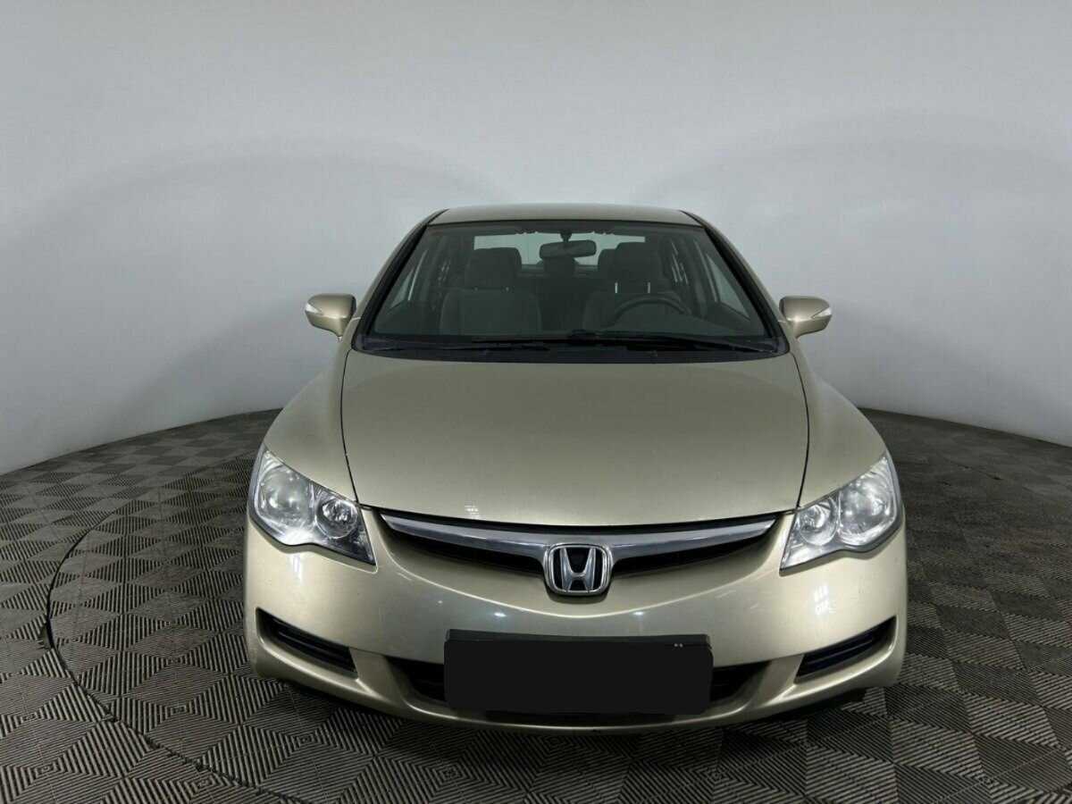 Honda Civic с пробегом — 2007 год. Фото: #1
