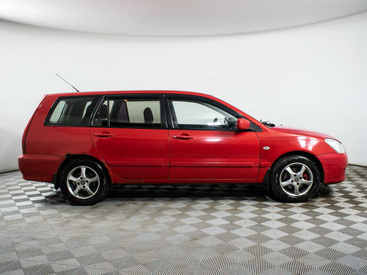 Mitsubishi Lancer с пробегом — 2005 год. Фото: #3