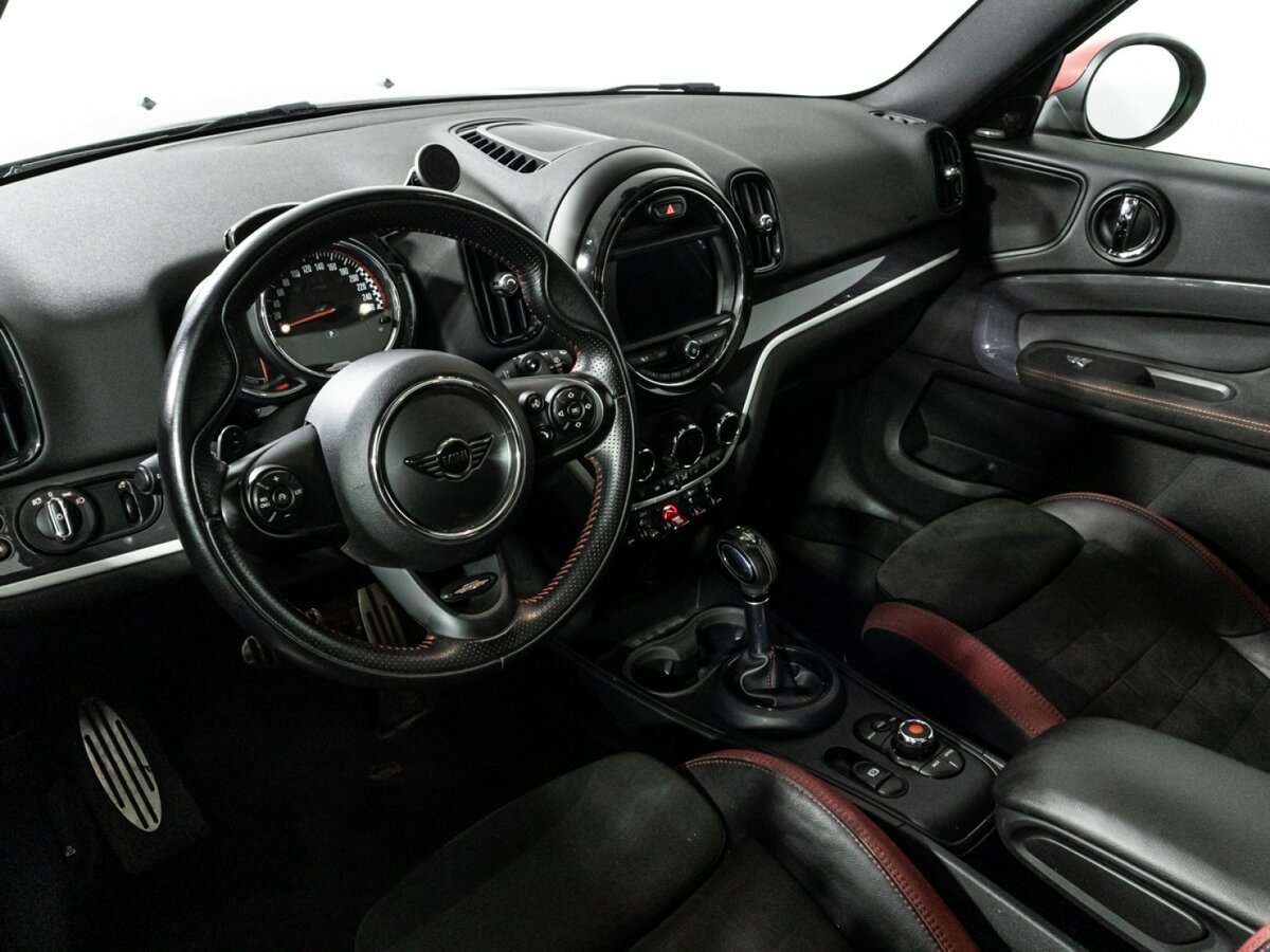 Mini Countryman с пробегом — 2018 год. Фото: #10