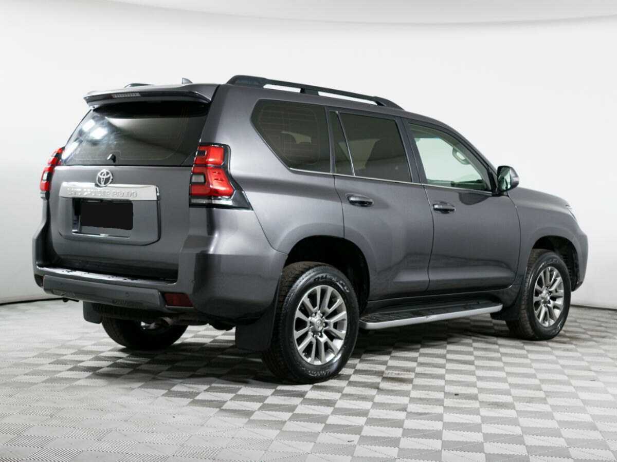 Toyota Land Cruiser Prado с пробегом — 2018 год. Фото: #4