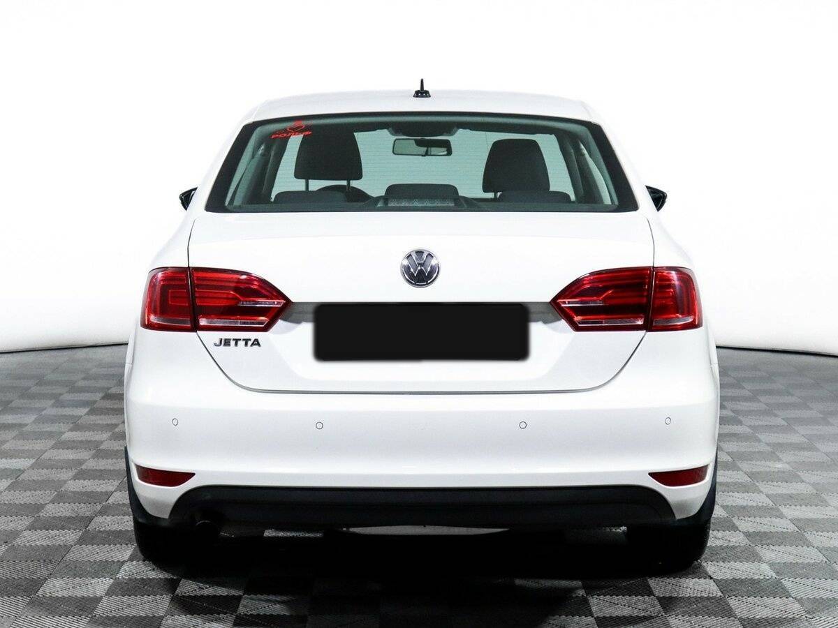 Volkswagen Jetta с пробегом — 2014 год. Фото: #3