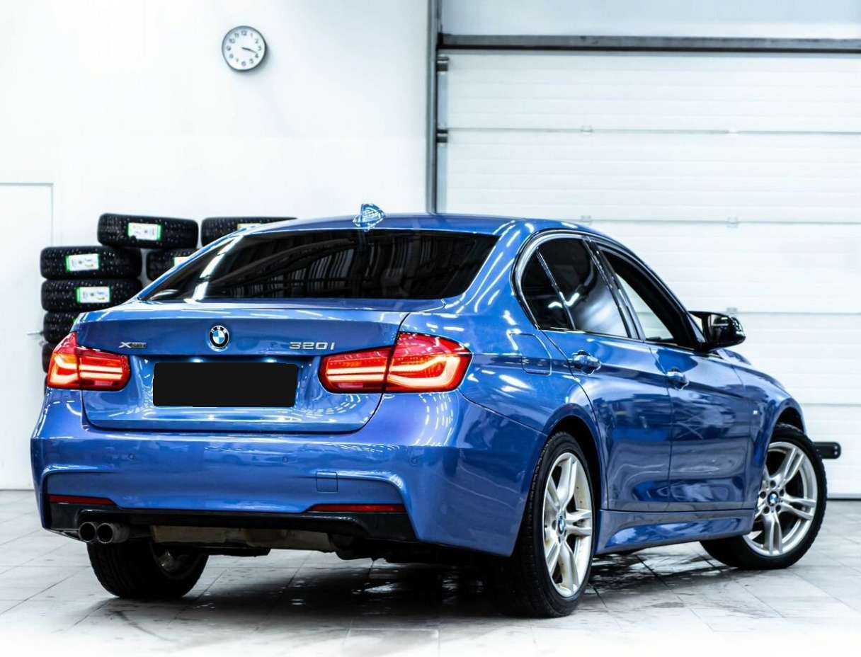 BMW 3 серии с пробегом — 2016 год. Фото: #2
