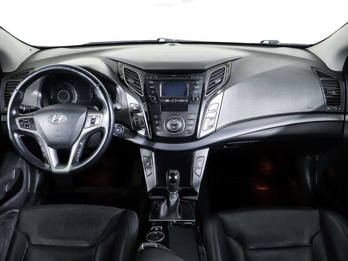 Hyundai i40 с пробегом — 2015 год. Фото: #10