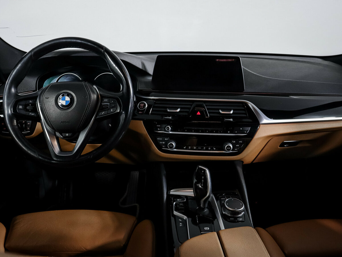 BMW 6 серии с пробегом — 2017 год. Фото: #8