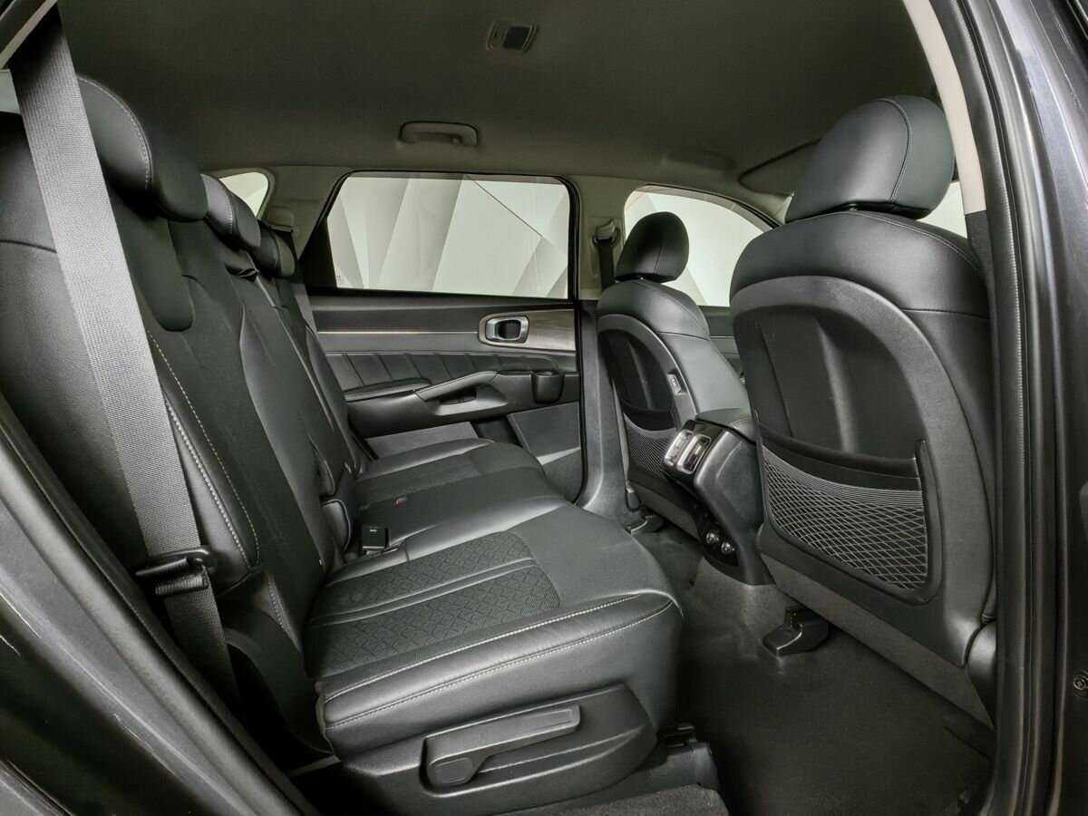 Kia Sorento с пробегом — 2021 год. Фото: #11