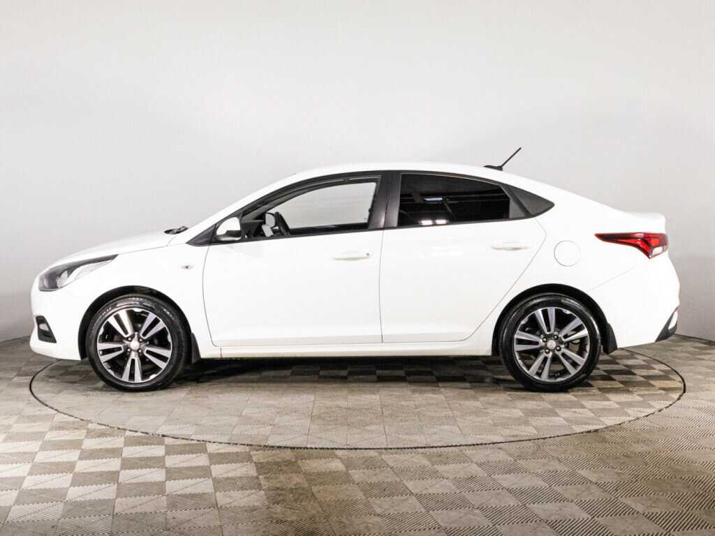 Hyundai Solaris с пробегом — 2017 год. Фото: #7