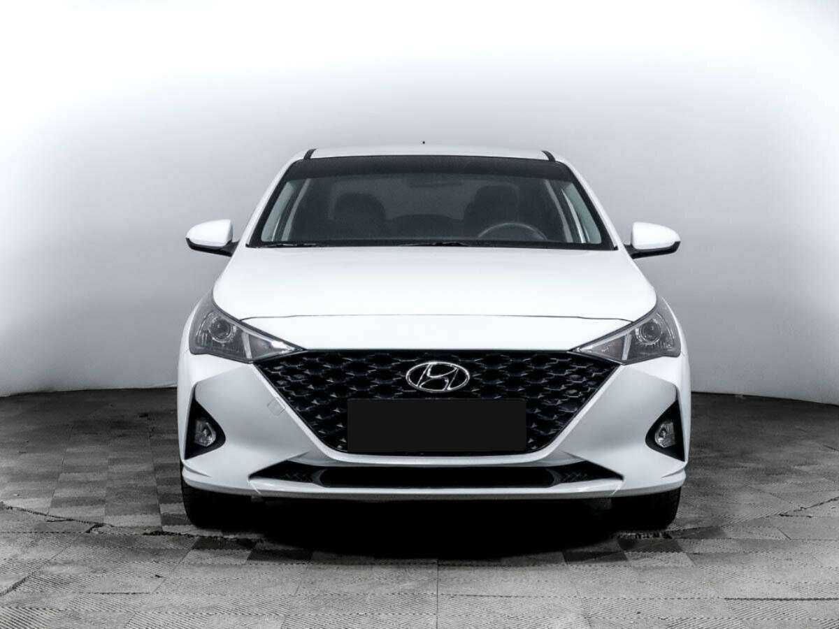 Hyundai Solaris с пробегом — 2020 год. Фото: #1