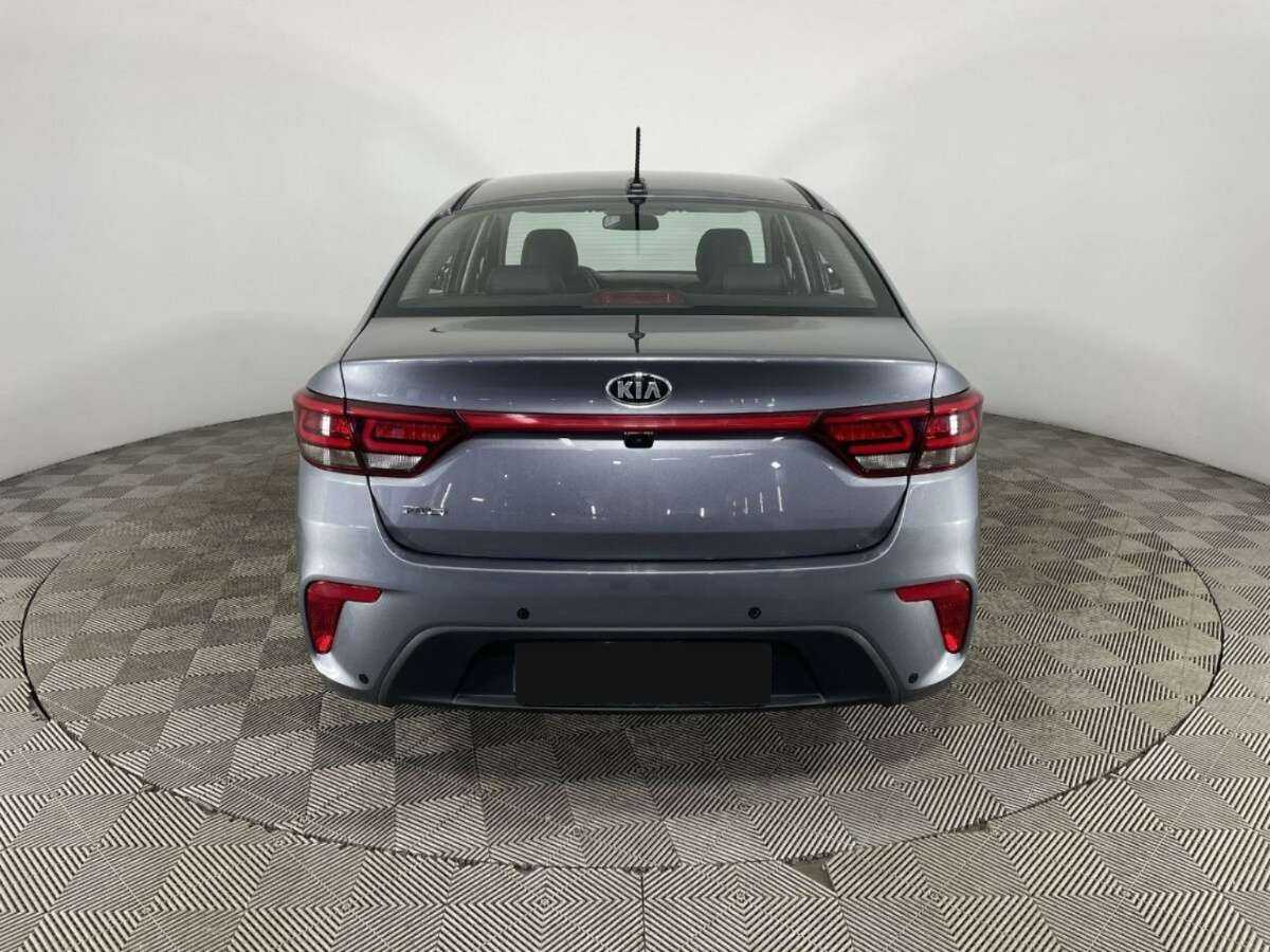 Kia Rio с пробегом — 2020 год. Фото: #2