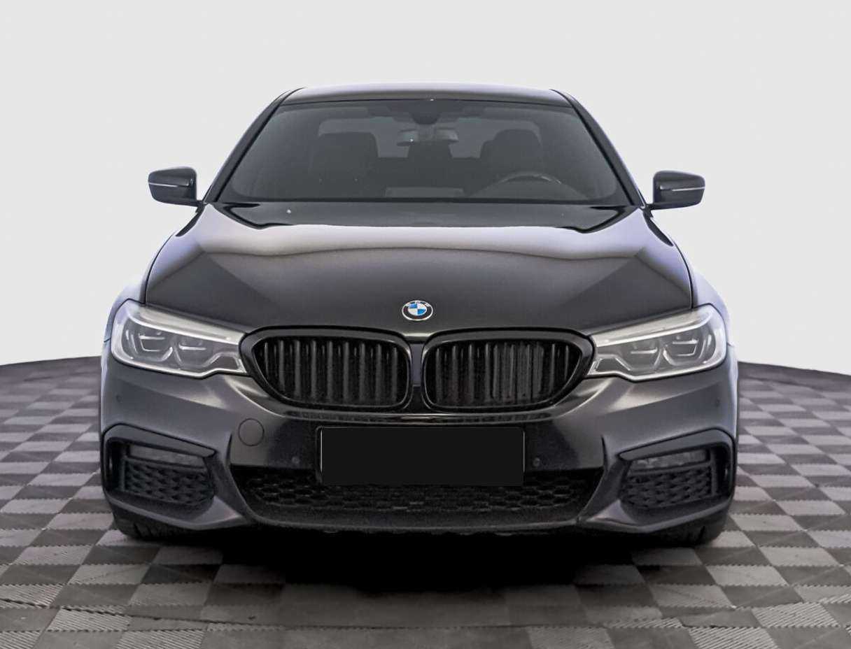 BMW 5 серии с пробегом — 2019 год. Фото: #1