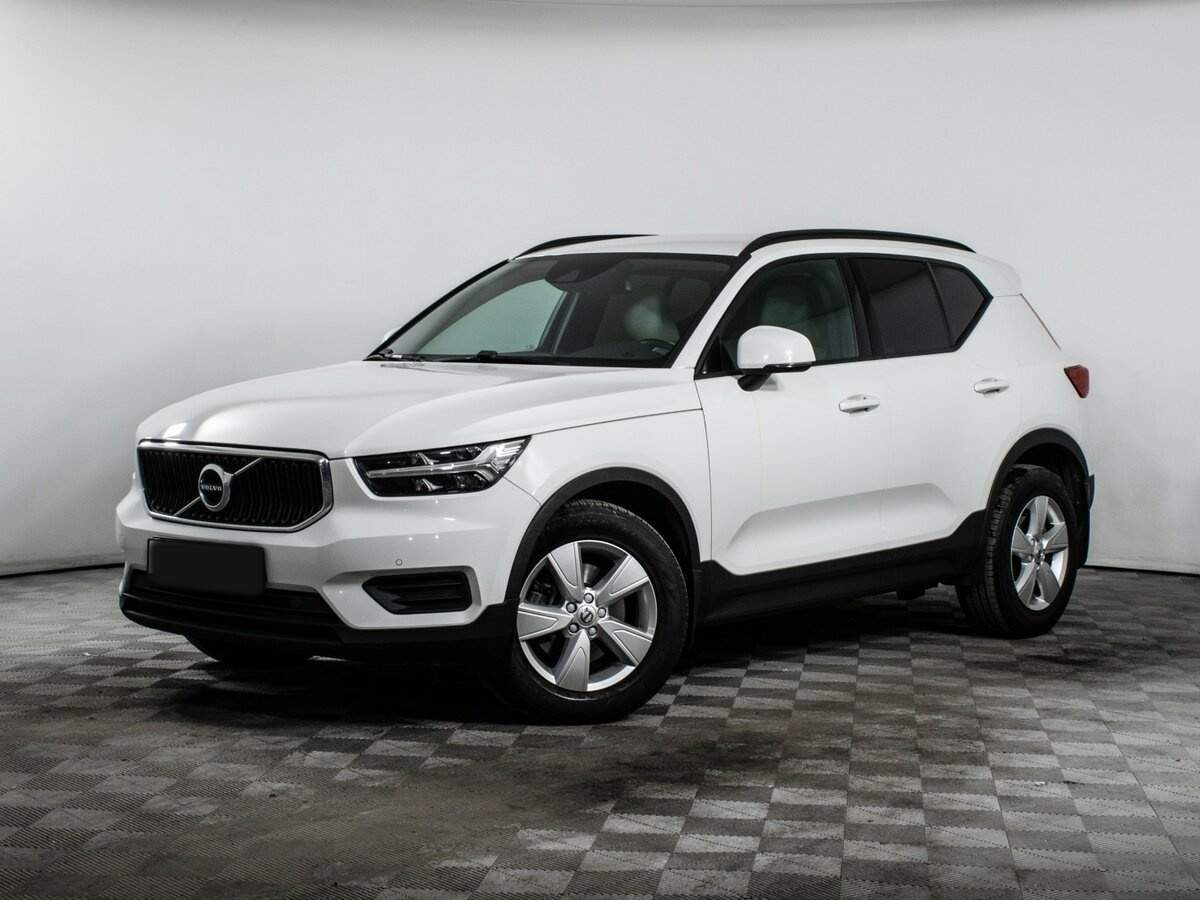 Volvo XC40 с пробегом — 2020 год. Посмотреть фото