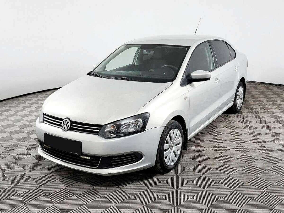 Volkswagen Polo с пробегом — 2011 год. Фото: #0
