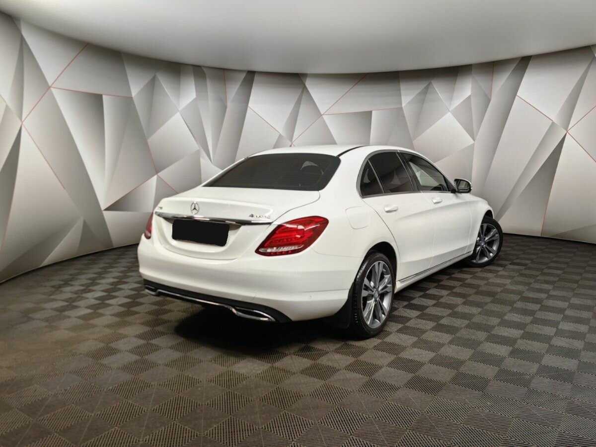 Mercedes-Benz C-Класс с пробегом — 2015 год. Фото: #1